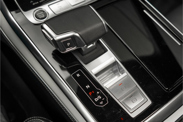 Audi Q8 55 TFSI e Quattro Pro Line S Pano Luchtvering ACC B&O 23"