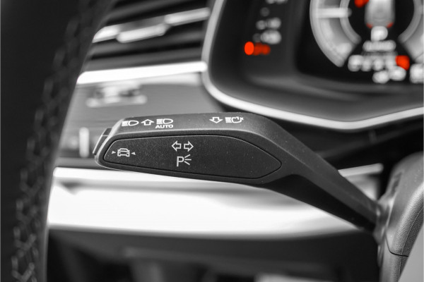 Audi Q8 55 TFSI e Quattro Pro Line S Pano Luchtvering ACC B&O 23"