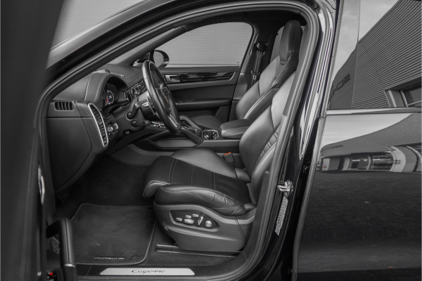 Porsche Cayenne Coupé 3.0 E-Hybrid Sport Chrono Memory 360° 22"