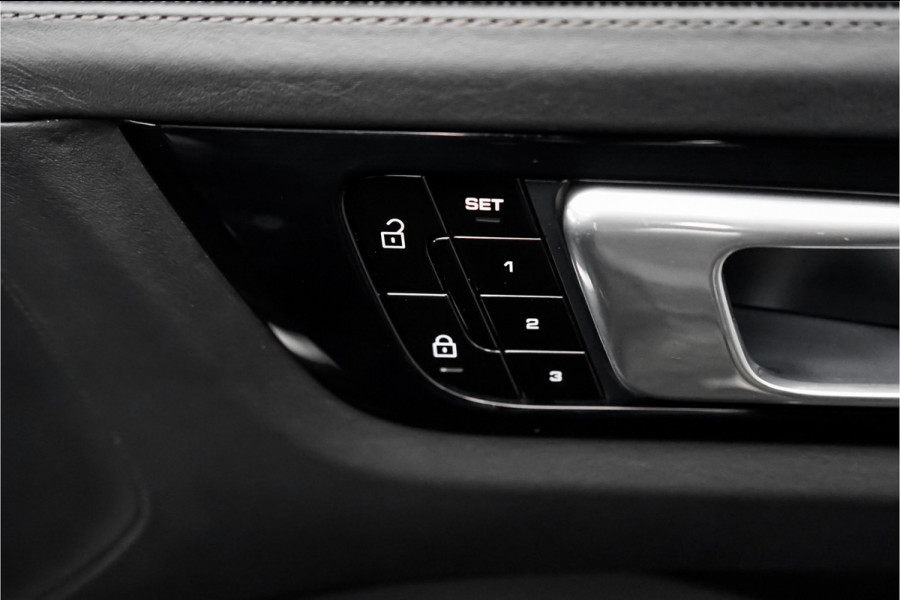 Porsche Cayenne Coupé 3.0 E-Hybrid Sport Chrono Memory 360° 22"