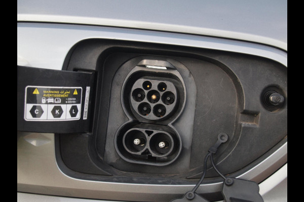 Kia e-Niro DynamicPlusLine 64 kWh | SOH 100% | Fase 3 | Panoramadak | Camera | Apple Carplay | Cruise Control