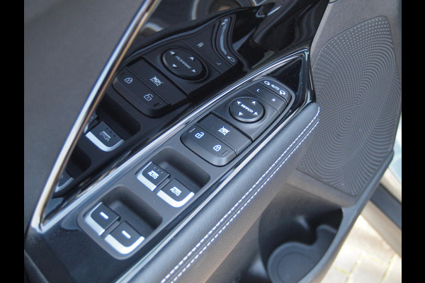 Kia e-Niro DynamicPlusLine 64 kWh | SOH 100% | Fase 3 | Panoramadak | Camera | Apple Carplay | Cruise Control