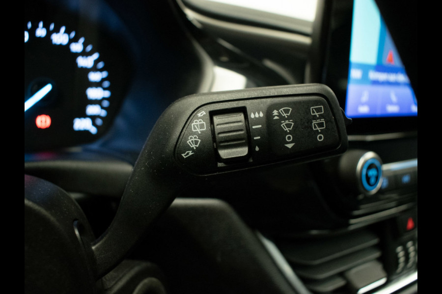 Ford Fiesta 1.1 Sport (APPLE CARPLAY,NAVI,PDC,CRUISE,ELEKTRISCH PAKKET,SPORTSTOELEN,LM VELGEN,NETTE STAAT)