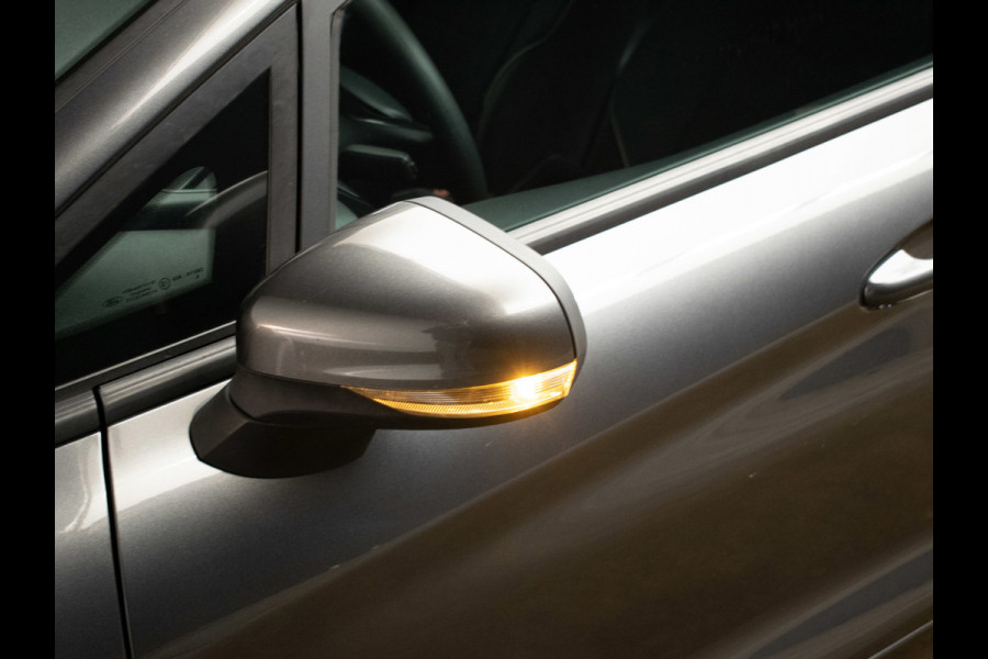 Ford Fiesta 1.1 Sport (APPLE CARPLAY,NAVI,PDC,CRUISE,ELEKTRISCH PAKKET,SPORTSTOELEN,LM VELGEN,NETTE STAAT)