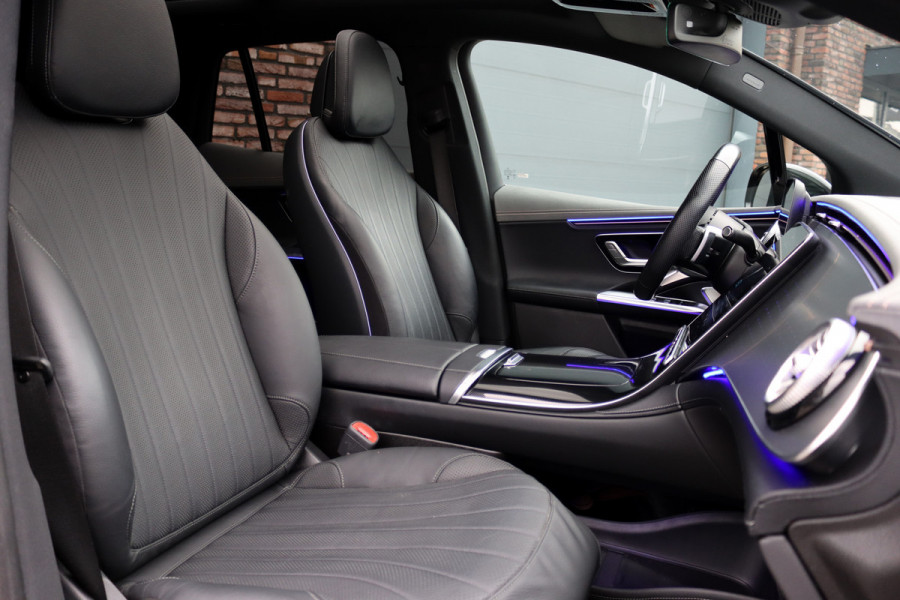 Mercedes-Benz EQE SUV 350 4MATIC AMG Line 91 kWh | Distronic+ | Panoramadak | Memory | Burmester | Digital Light | Surround Camera | 22kW | Warmtepomp | Keyless Go |