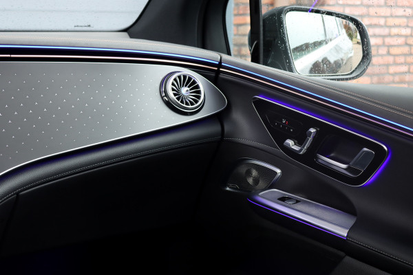 Mercedes-Benz EQE SUV 350 4MATIC AMG Line 91 kWh | Distronic+ | Panoramadak | Memory | Burmester | Digital Light | Surround Camera | 22kW | Warmtepomp | Keyless Go |
