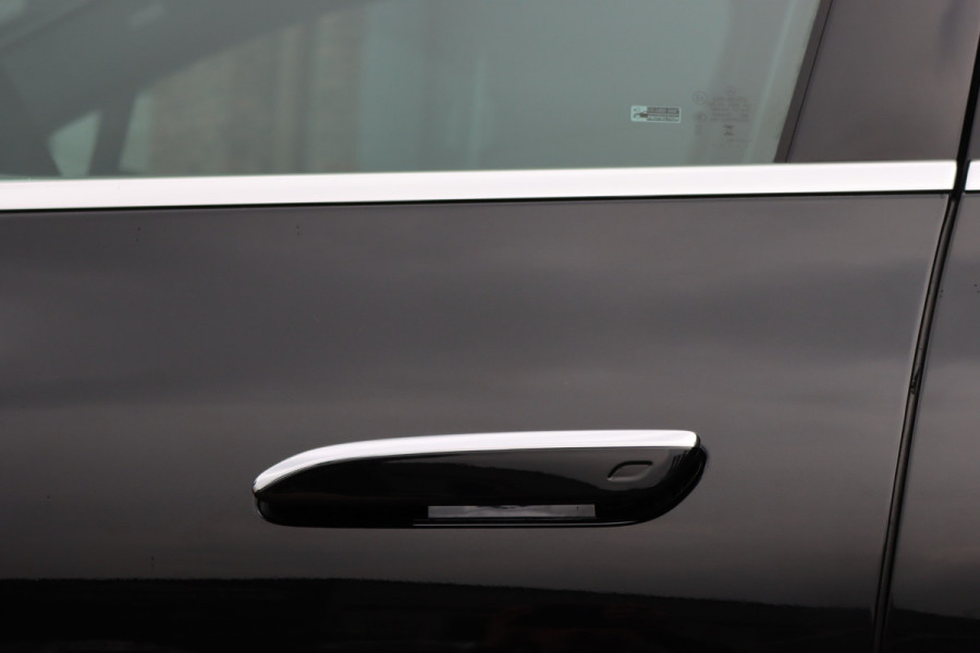 Mercedes-Benz EQE SUV 350 4MATIC AMG Line 91 kWh | Distronic+ | Panoramadak | Memory | Burmester | Digital Light | Surround Camera | 22kW | Warmtepomp | Keyless Go |