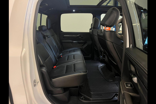 Dodge Ram 1500 5.7 V8 4x4 Crew Cab Limited|PANO|HUD|LUCHTVERING|HK|VOL!!!