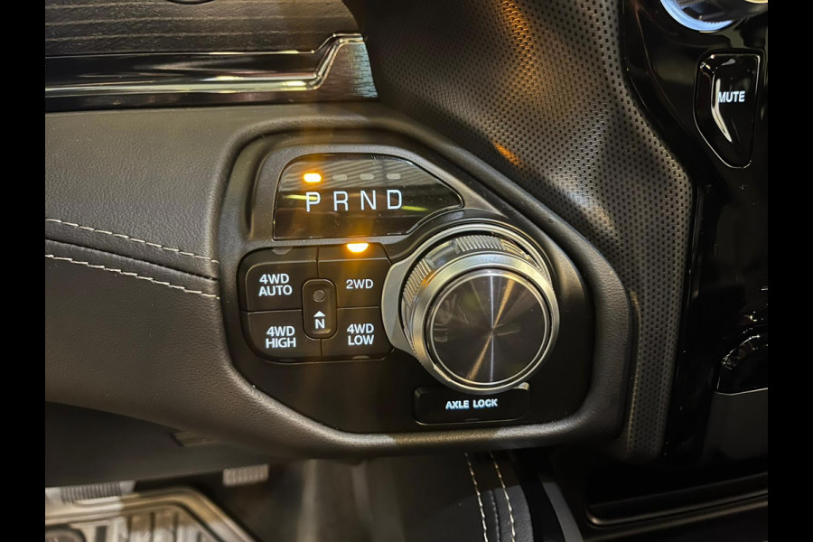 Dodge Ram 1500 5.7 V8 4x4 Crew Cab Limited|PANO|HUD|LUCHTVERING|HK|VOL!!!