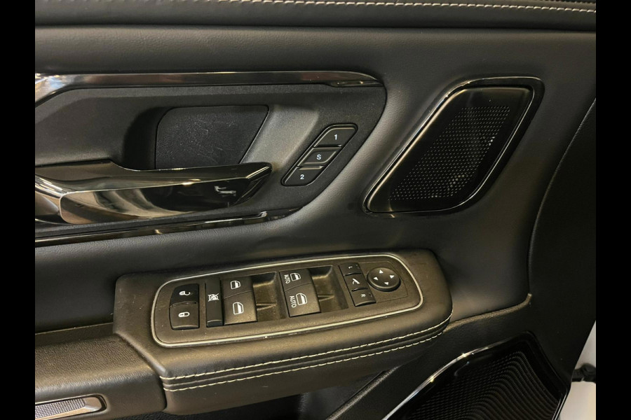Dodge Ram 1500 5.7 V8 4x4 Crew Cab Limited|PANO|HUD|LUCHTVERING|HK|VOL!!!