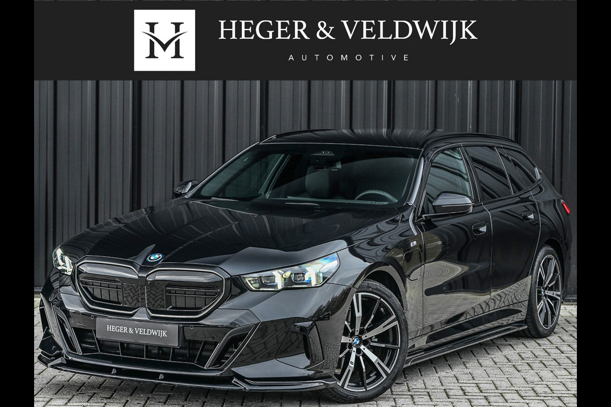 BMW 5 Serie Touring 530e Xdrive 300pk M Sport | Shadowline | Comfort access | Bowers&Wilkins | Iconic grill | Active cruise | 360 camera | Ambiance | El. trekhaak