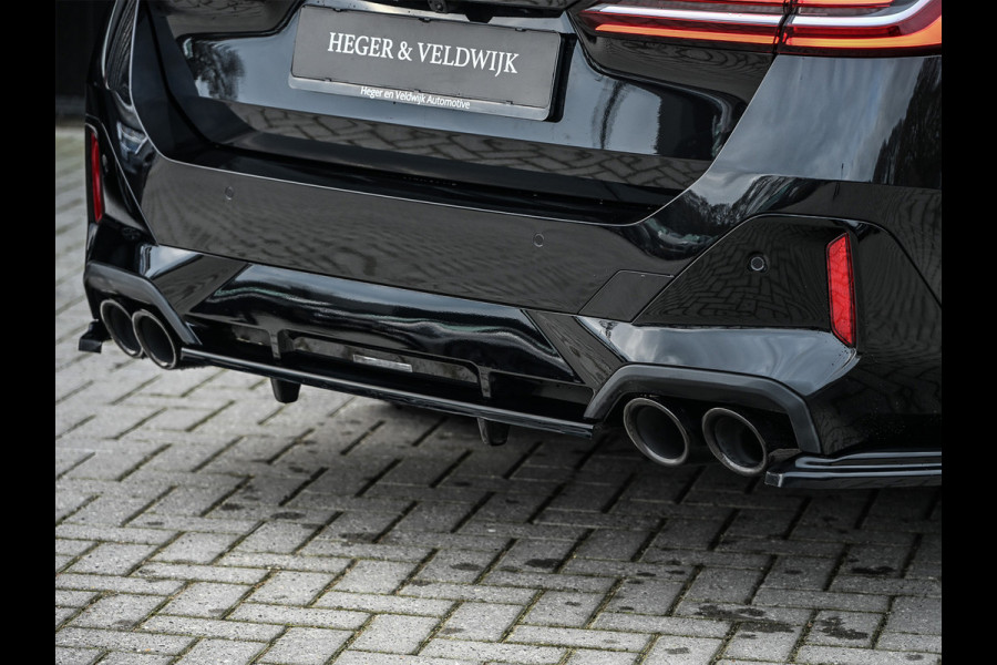 BMW 5 Serie Touring 530e Xdrive 300pk M Sport | Shadowline | Comfort access | Bowers&Wilkins | Iconic grill | Active cruise | 360 camera | Ambiance | El. trekhaak