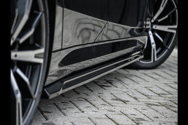 BMW 5 Serie Touring 530e Xdrive 300pk M Sport | Shadowline | Comfort access | Bowers&Wilkins | Iconic grill | Active cruise | 360 camera | Ambiance | El. trekhaak