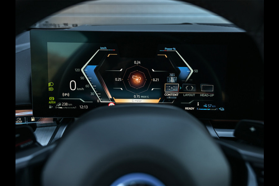 BMW 5 Serie Touring 530e Xdrive 300pk M Sport | Shadowline | Comfort access | Bowers&Wilkins | Iconic grill | Active cruise | 360 camera | Ambiance | El. trekhaak