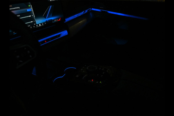 BMW 5 Serie Touring 530e Xdrive 300pk M Sport | Shadowline | Comfort access | Bowers&Wilkins | Iconic grill | Active cruise | 360 camera | Ambiance | El. trekhaak