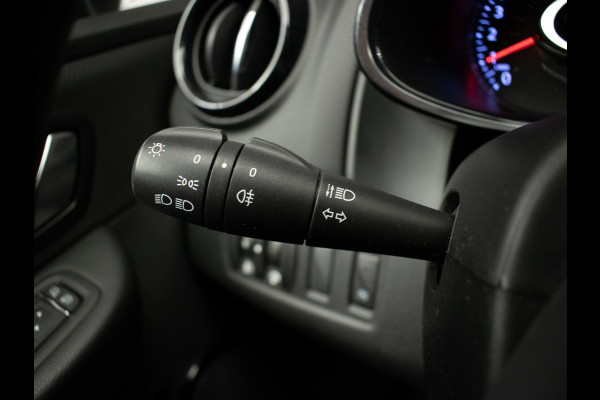 Renault Clio 0.9 TCe Zen Sport (NAVI,PDC,CRUISE,BLUETOOTH,LED,ELEKTRISCH PAKKET,SPORTSTOELEN,NETTE STAAT)