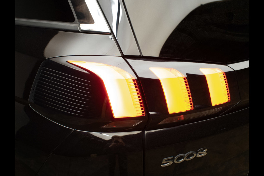 Peugeot 5008 1.2 PureTech Crossway Sport (PANORAMADAK,APPLE CARPLAY,NAVI,CAMERA,360 VIEW,GETINT,CLIMATE,SPORTSTOELEN,LM VELGEN)