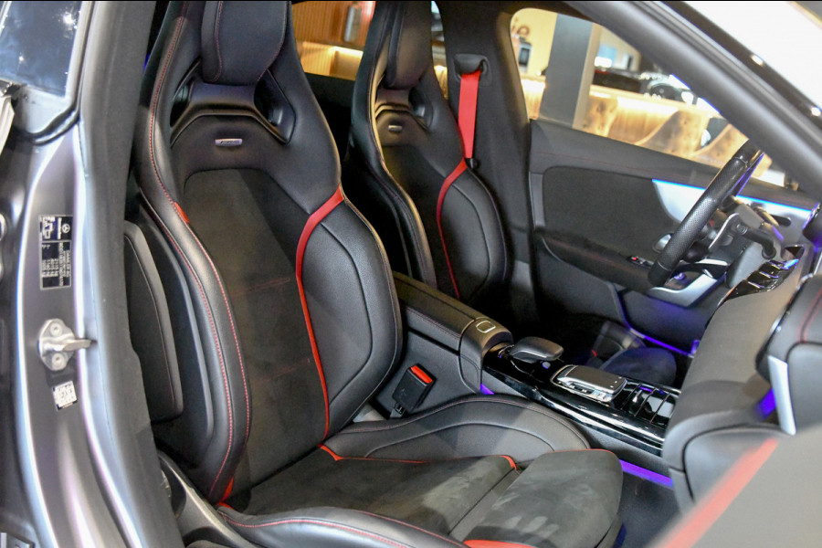 Mercedes-Benz CLA-Klasse AMG 35 4MATIC Aero. Schaal, Perf Stuur, Burm, Keyless, Camera, CarPlay, Sfeer!