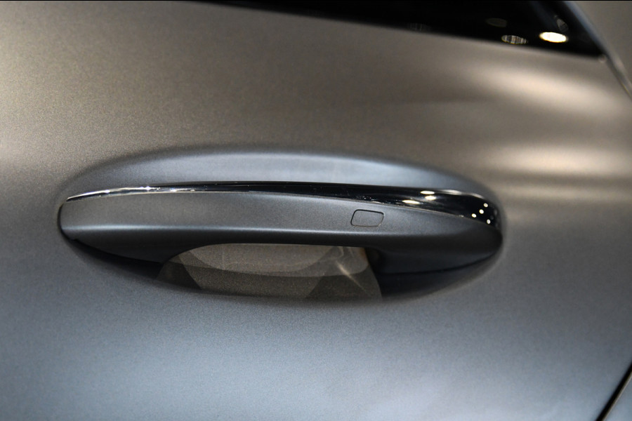 Mercedes-Benz CLA-Klasse AMG 35 4MATIC Aero. Schaal, Perf Stuur, Burm, Keyless, Camera, CarPlay, Sfeer!