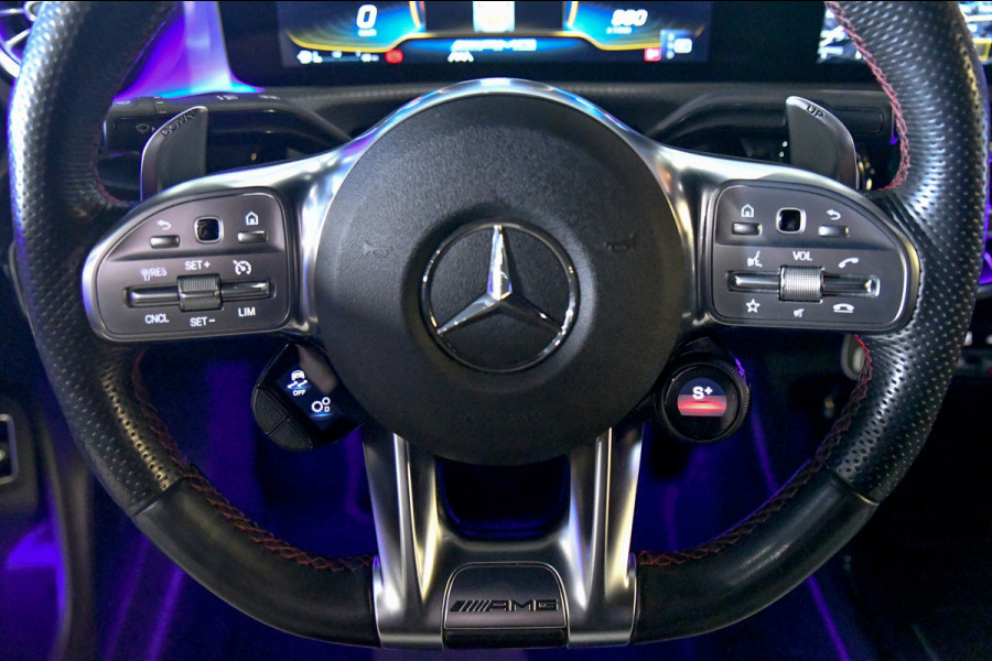 Mercedes-Benz CLA-Klasse AMG 35 4MATIC Aero. Schaal, Perf Stuur, Burm, Keyless, Camera, CarPlay, Sfeer!