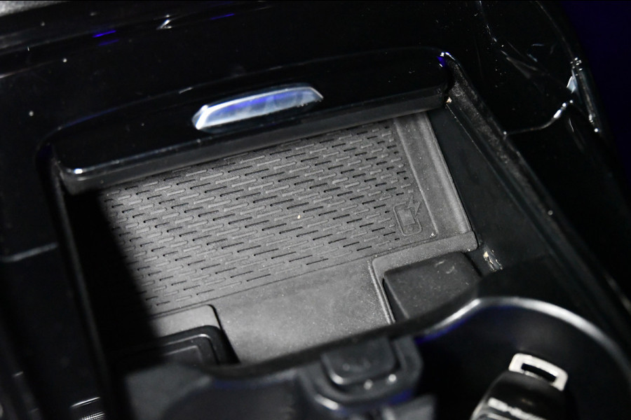 Mercedes-Benz CLA-Klasse AMG 35 4MATIC Aero. Schaal, Perf Stuur, Burm, Keyless, Camera, CarPlay, Sfeer!