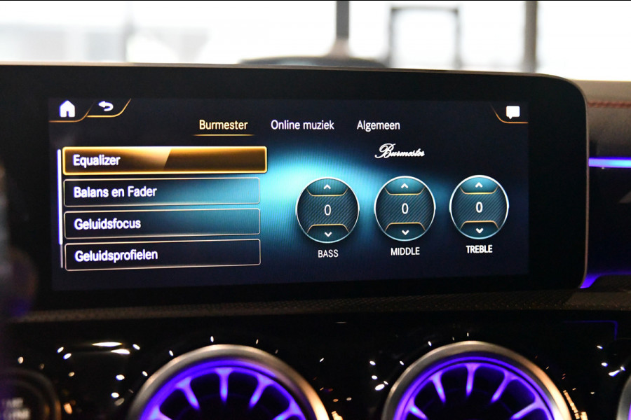 Mercedes-Benz CLA-Klasse AMG 35 4MATIC Aero. Schaal, Perf Stuur, Burm, Keyless, Camera, CarPlay, Sfeer!