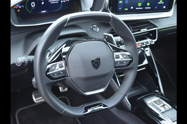 Peugeot 2008 1.2 Turbo GT SCHUIF- KANTELDAK | CAMERA MET SENSOREN | NAVI & CARPLAY |