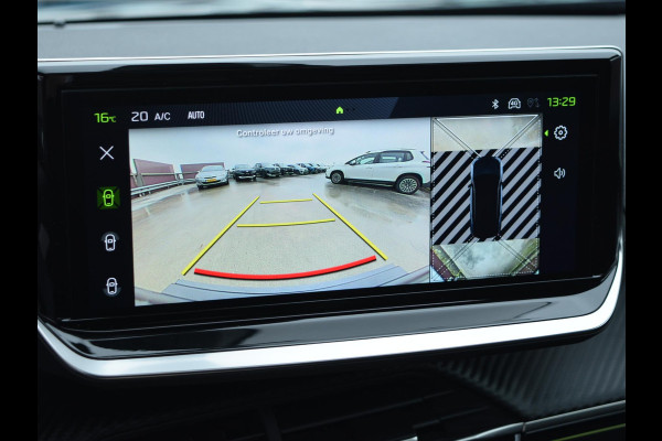 Peugeot 2008 1.2 Turbo GT SCHUIF- KANTELDAK | CAMERA MET SENSOREN | NAVI & CARPLAY |
