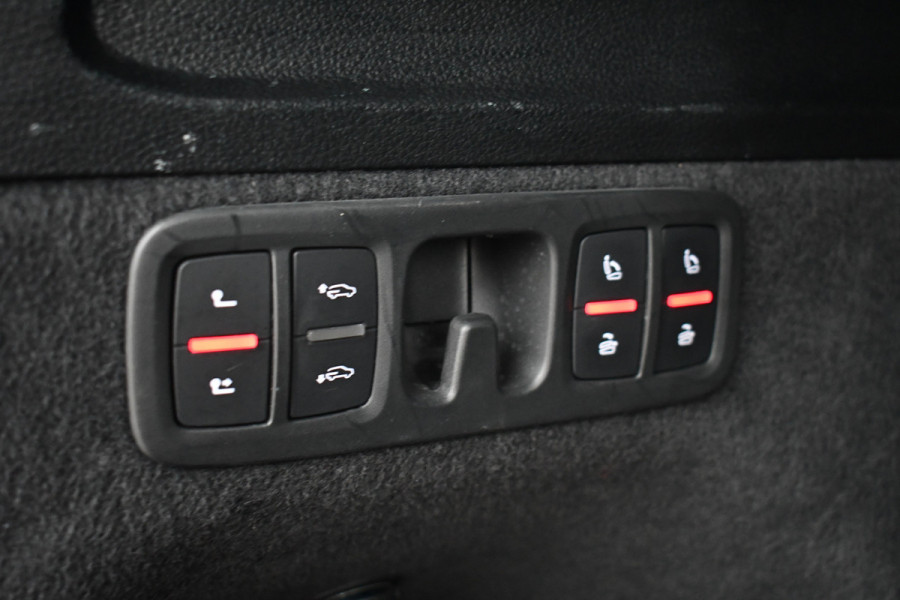 Audi Q7 50 TDI quattro S-Line 7pers Pano Trekh ACC HUD 22inch 4WS Standk