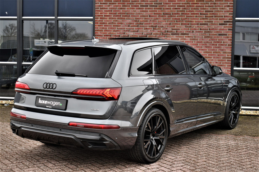 Audi Q7 50 TDI quattro S-Line 7pers Pano Trekh ACC HUD 22inch 4WS Standk