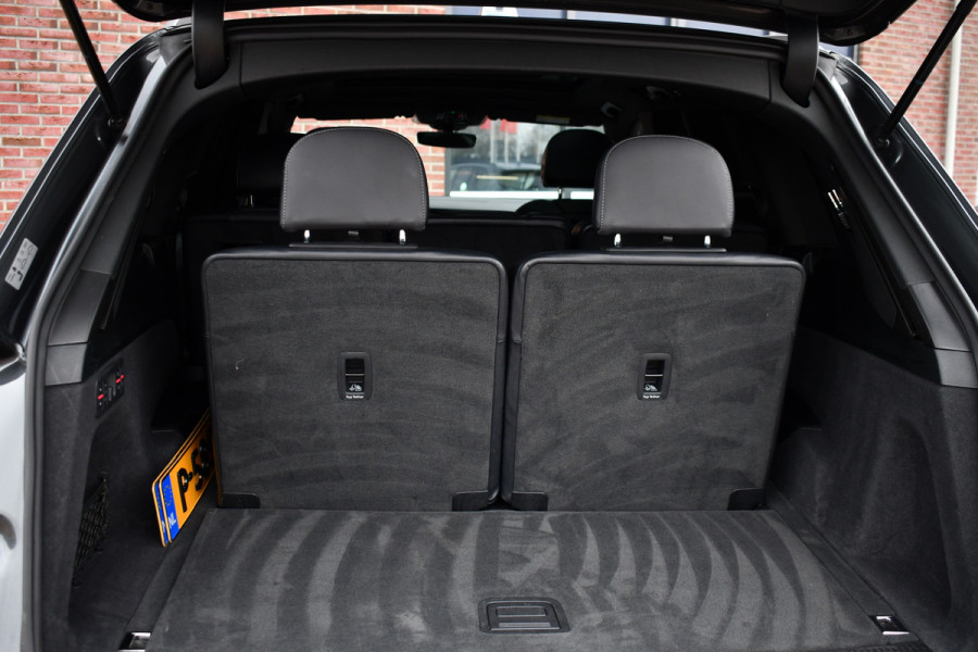 Audi Q7 50 TDI quattro S-Line 7pers Pano Trekh ACC HUD 22inch 4WS Standk