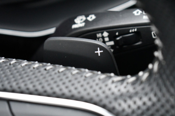 Audi Q7 50 TDI quattro S-Line 7pers Pano Trekh ACC HUD 22inch 4WS Standk