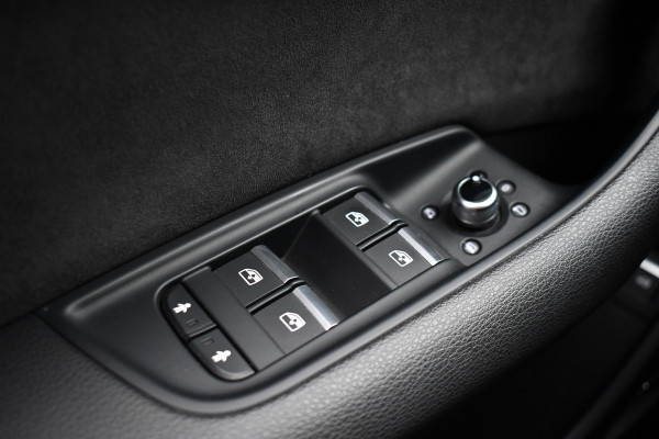 Audi Q7 50 TDI quattro S-Line 7pers Pano Trekh ACC HUD 22inch 4WS Standk