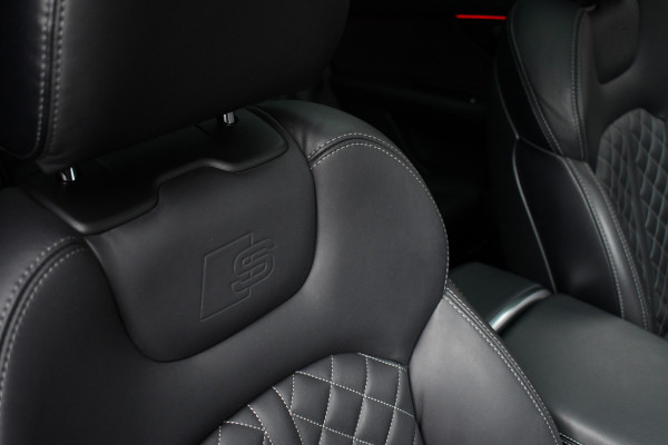 Audi Q7 50 TDI quattro S-Line 7pers Pano Trekh ACC HUD 22inch 4WS Standk