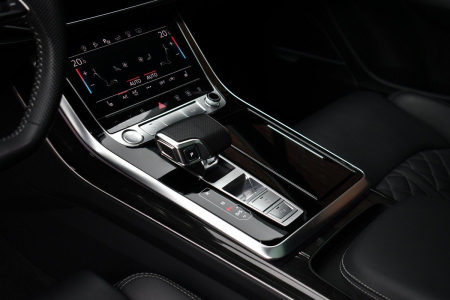 Audi Q7 50 TDI quattro S-Line 7pers Pano Trekh ACC HUD 22inch 4WS Standk