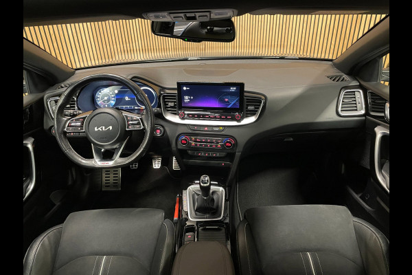 Kia Ceed 1.0 T-GDi GT-Line|DIGITAL COCKPIT|PANORAMADAK|APPLE CARPLAY+ANDROID|STOEL+STUURVERW|CAMERA|CLIMA+CRUISE|NAV|NAP|NL|1e EIG