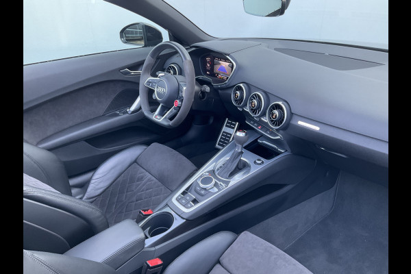 Audi TT Roadster TT RS 2.5 400pk 5-Cil Quattro B&O Camera Stoelverw. 20 Inch