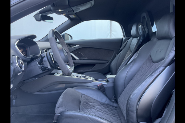 Audi TT Roadster TT RS 2.5 400pk 5-Cil Quattro B&O Camera Stoelverw. 20 Inch