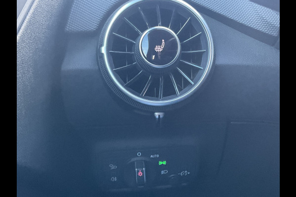 Audi TT Roadster TT RS 2.5 400pk 5-Cil Quattro B&O Camera Stoelverw. 20 Inch