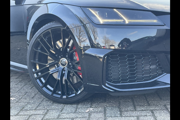 Audi TT Roadster TT RS 2.5 400pk 5-Cil Quattro B&O Camera Stoelverw. 20 Inch