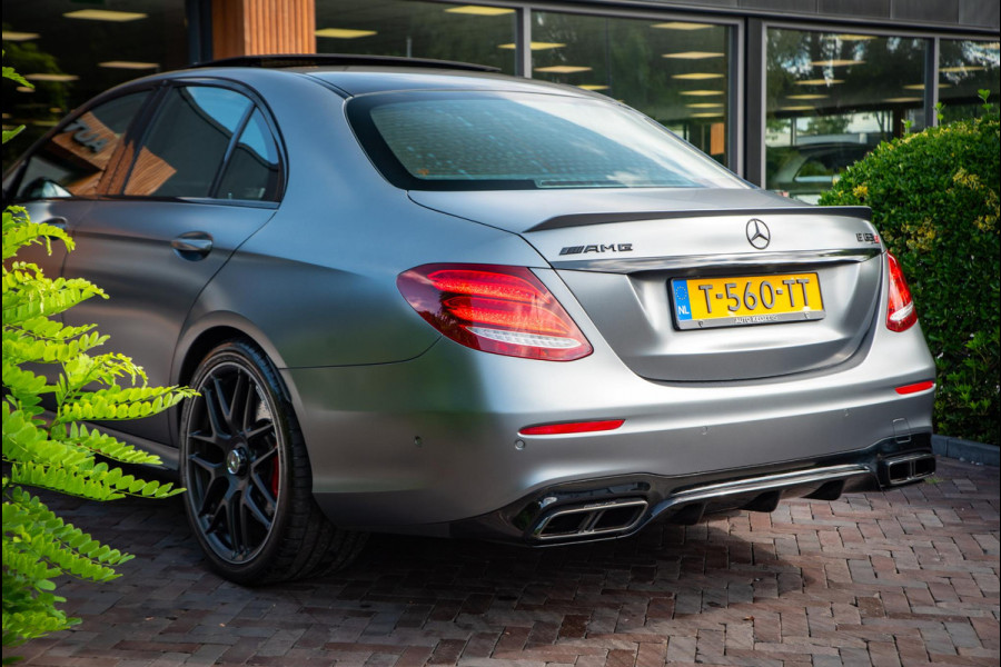 Mercedes-Benz E-Klasse AMG 63 S 4MATIC+ Burmester Pano Widescreen Ambient 360 Camera Stoelvent. Memory 2x E63