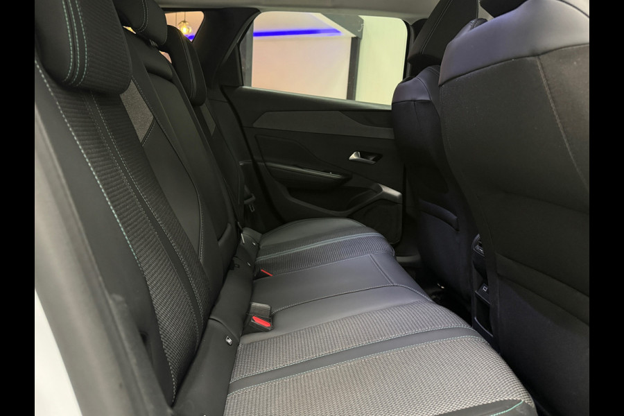 Peugeot 308 130pk Allure Trekhaak Navi, Leer Bekleding, Trekhaak, 360° Camera, ACC, LED Digital Cockpit,