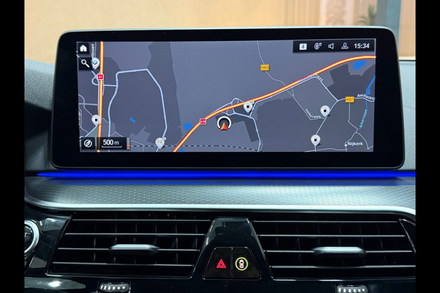 BMW 5 Serie Touring M-pakket Luchtvering VOL OPTIES | HUD | CarPlay | Trekhaak | Memory | Virtual | ACC