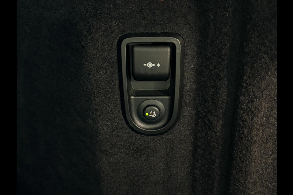 BMW 5 Serie Touring M-pakket Luchtvering VOL OPTIES | HUD | CarPlay | Trekhaak | Memory | Virtual | ACC