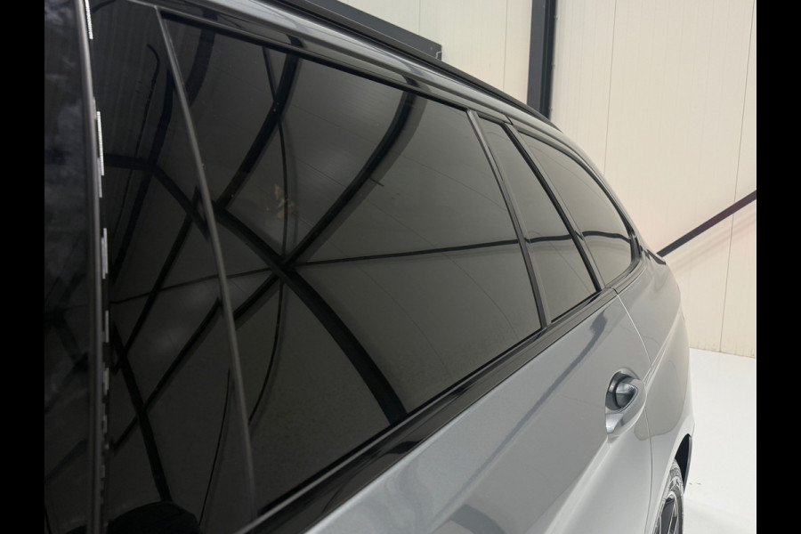 BMW 5 Serie Touring M-pakket Luchtvering VOL OPTIES | HUD | CarPlay | Trekhaak | Memory | Virtual | ACC