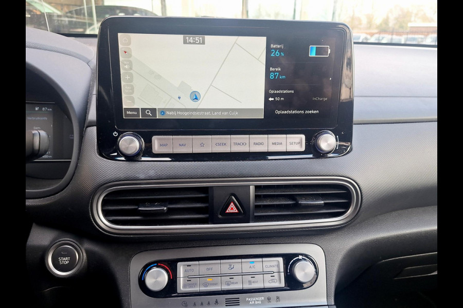 Hyundai Kona EV Fashion 64 kWh | SOH: nnb | 3 Fase | Warmtepomp | HUD | Navi | Adaptive CC | Blindspot |