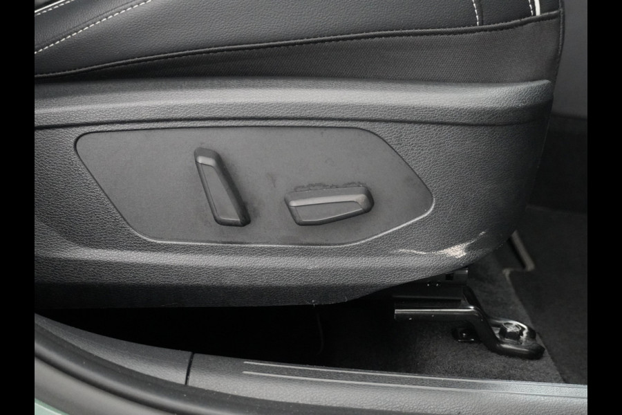 Kia Sportage 1.6 T-GDi Hybrid GT-Line - Adaptief Cruise Control - Climate Control - Navigatie - LED Koplampen - Fabrieksgarantie Tot 2032