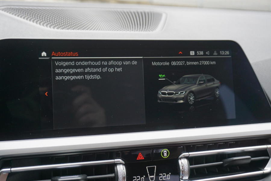 BMW 3-serie 320i High Exec.Individual/Dealeronderhouden/ Trekhaak wegklapbaar