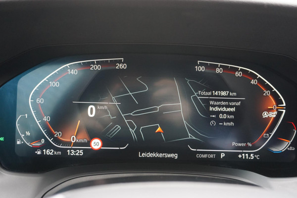 BMW 3-serie 320i High Exec.Individual/Dealeronderhouden/ Trekhaak wegklapbaar