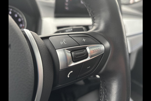 BMW X1 xDrive25e eDrive M Sport | SCI | Plug-in Hybride | PHEV | 220pk | Panoramadak | Storm Bay Metallic | 19 inch | M Pakket | Camera | Sportstoelen | Led verlichting | Head Up Display | Shadowline Exterieur